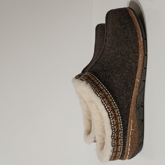 NEW Earth Origins Elya Dark Brown Clog Size 6 - Picture 5 of 12